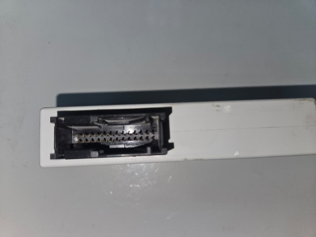 OEM BMW E60 E63 E70 E71 Comfort Keyless Passive Access Control Module 9134707