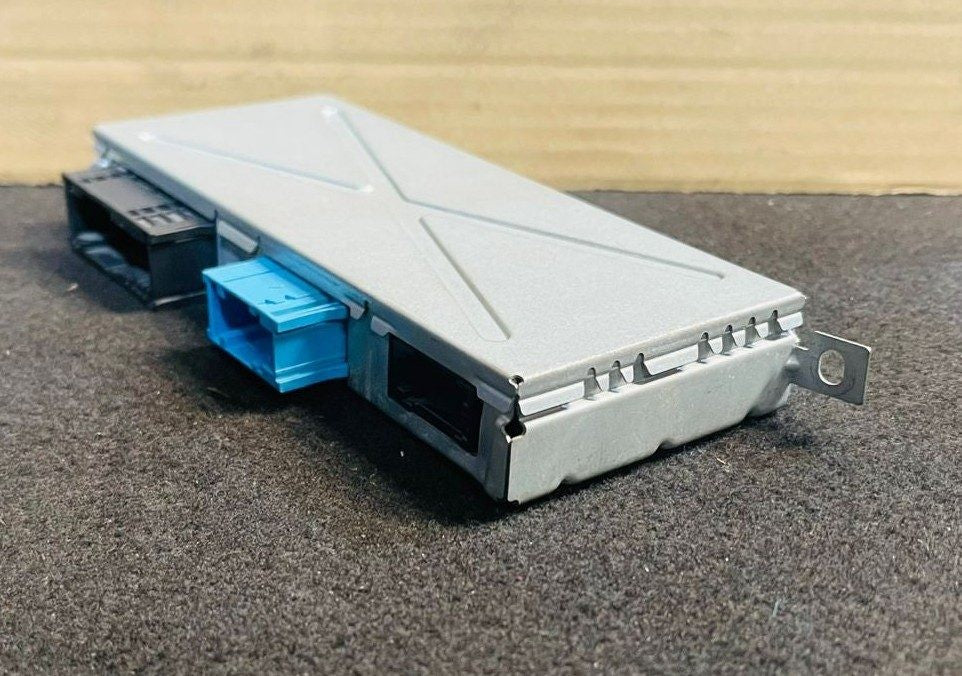 2009-2016 BMW 550i F07 5 Series GT Gateway Control Module 9213188