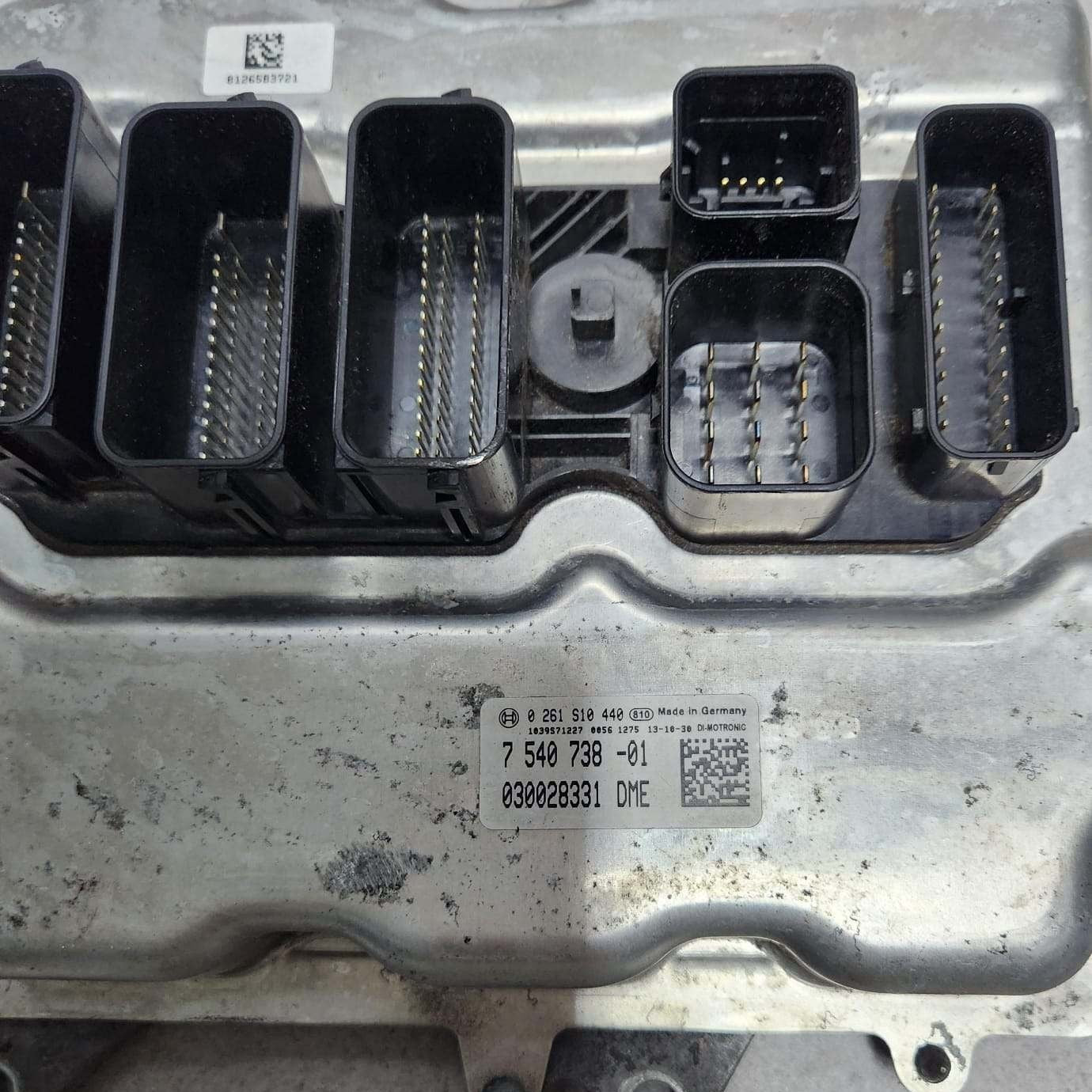 2014-2016 BMW 550i Engine Control Unit 7540738 650i 550i GT 4.4 N63