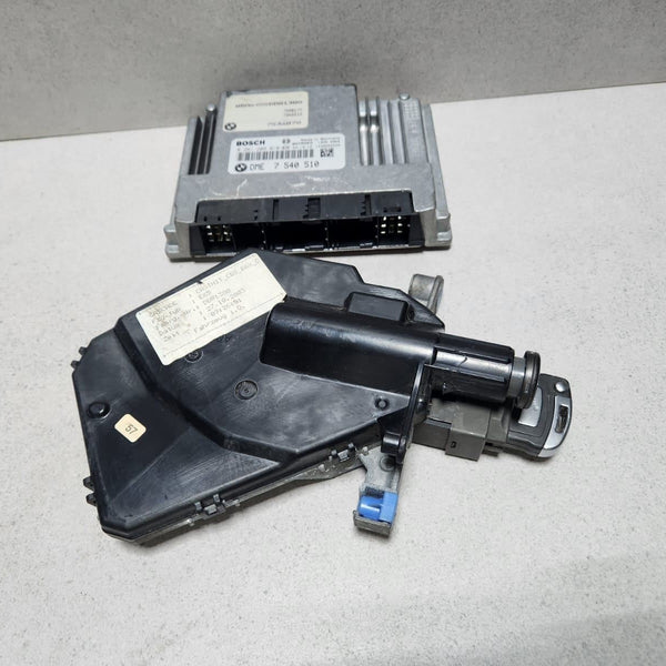 2004 BMW 735i E65 RIGHT HAND DRIVE Engine Control Unit 7540510 ECU SET 