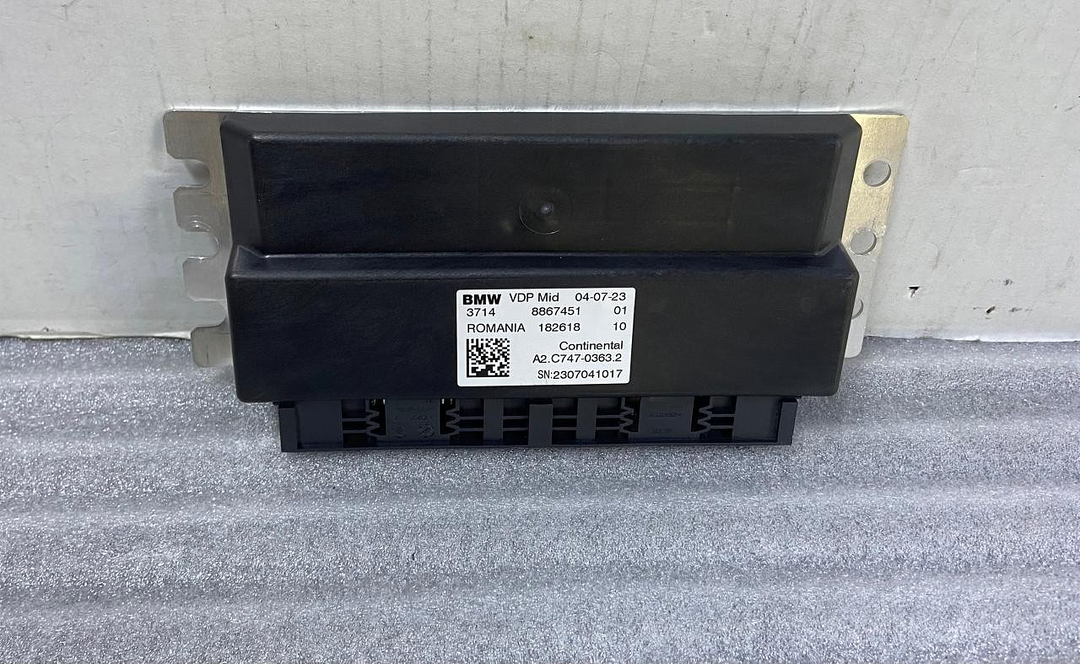 OEM BMW X5 G05 ACTIVE SUSPENSION COMPUTER CONTROL MODULE 8867451