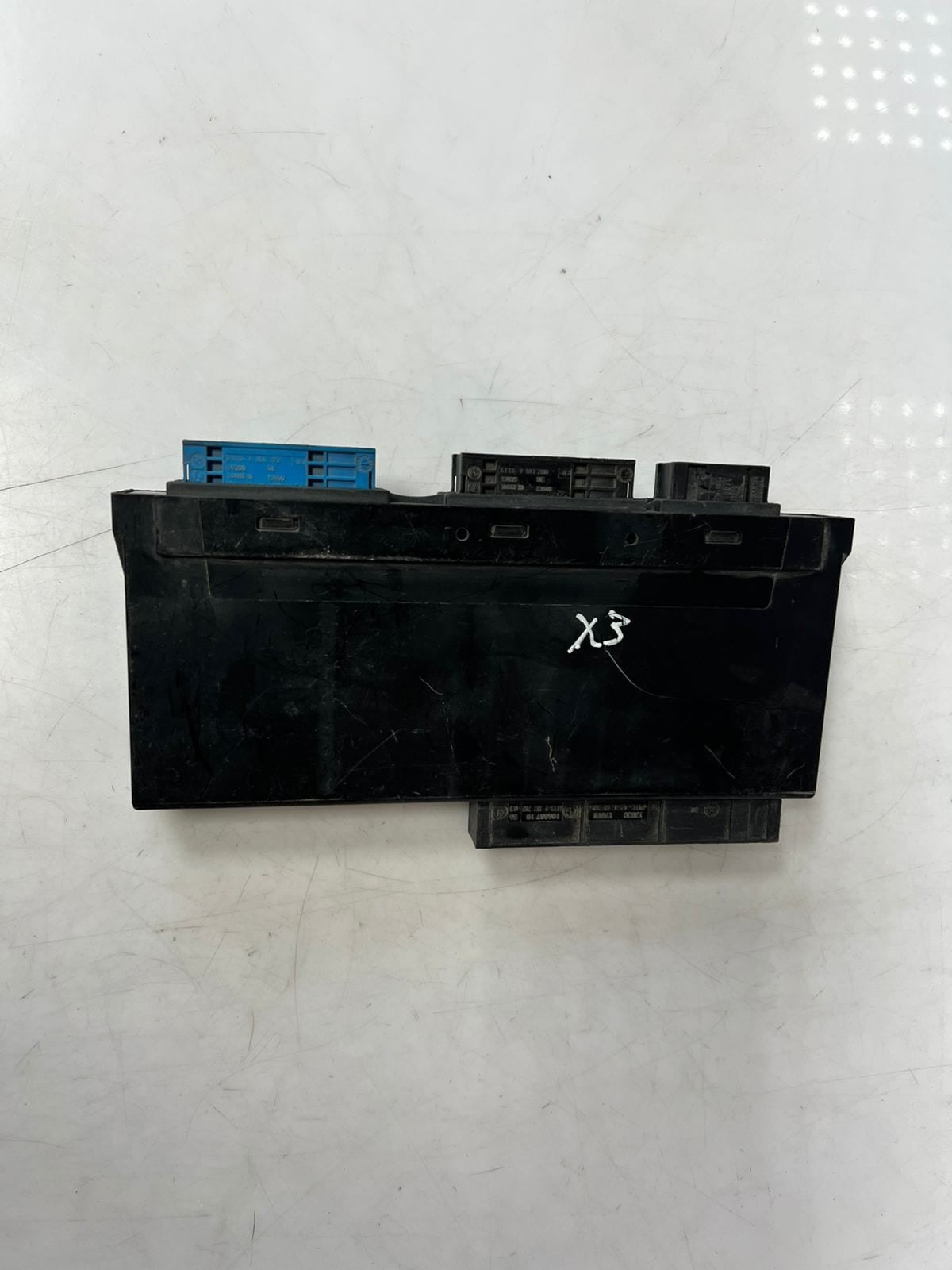 2011-2017 BMW X3 F25 Body Control Module JUNCTION BOX III V9 9247386 OEM