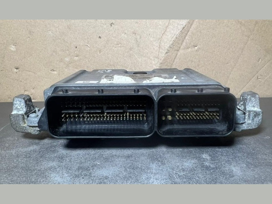 10-14 Mercedes W204 C-CLASS Engine Control Module Unit ECM ECU A274 9000700 OEM