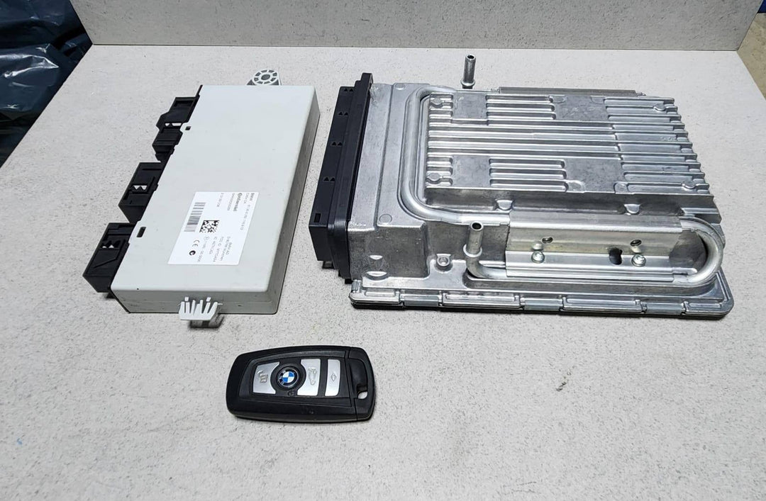 2012 BMW 750i Engine Control Module 7640087  750i N63 and X6 ECU SET 