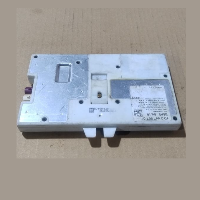 OEM BMW G11 G12 TELEMATICS COMMUNICATION ANTENNA CONTROL MODULE 1D 2447507
