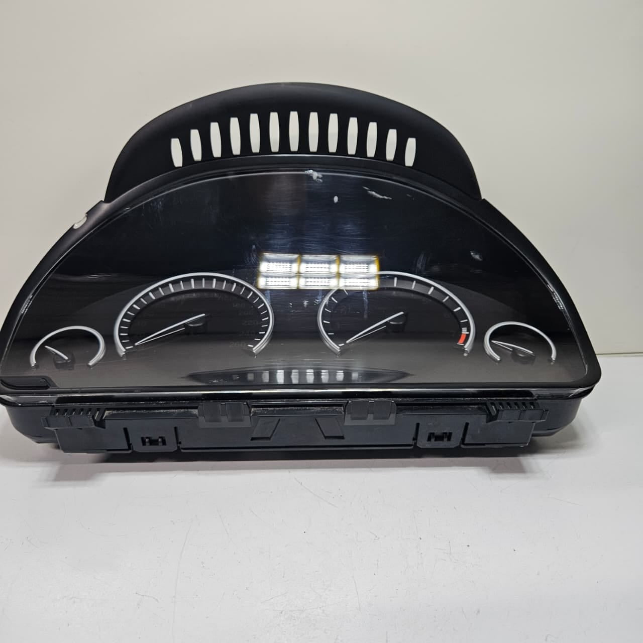 2010 BMW 5 7 Series Gran Turismo F02 740Li F07 X3 Instrument Cluster 9232940
