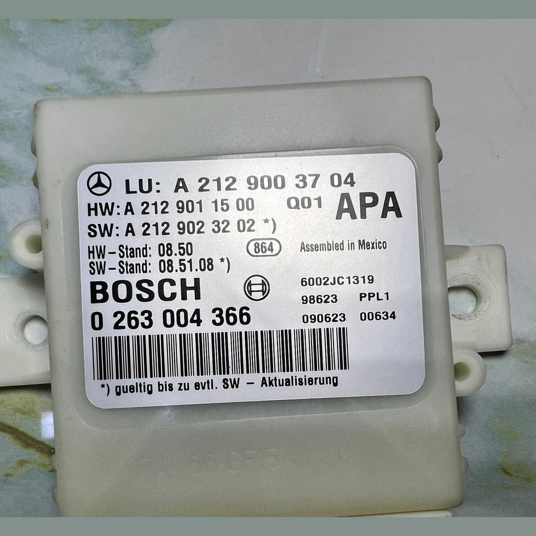 2010-2016 Mercedes E550 Parking Distance Control Module A2129003704 W212 E-Class