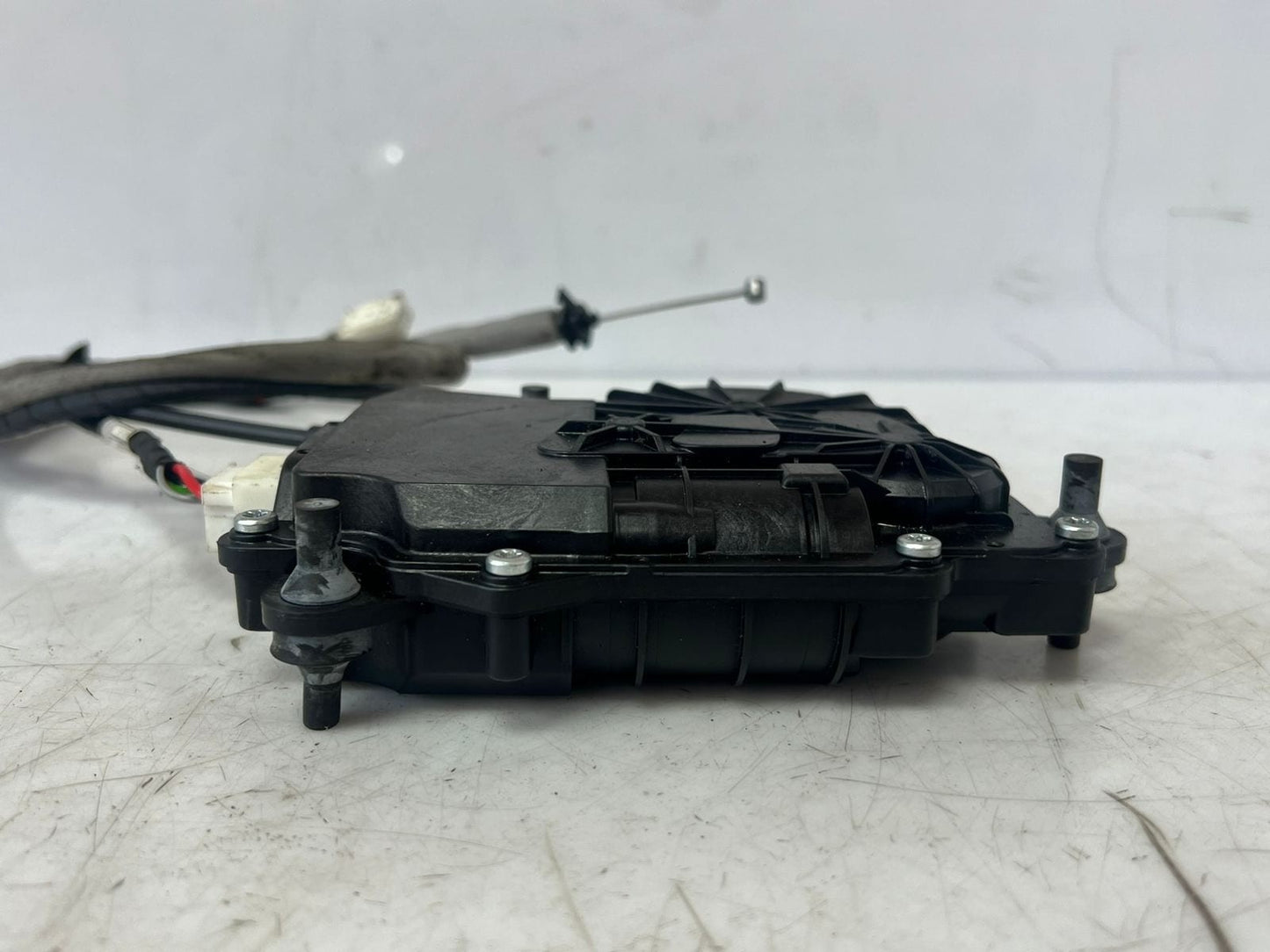 2011-2016 BMW 528i 6, 5 Series F06 F10 Trunk Lid Lock Actuator 7273752 OEM