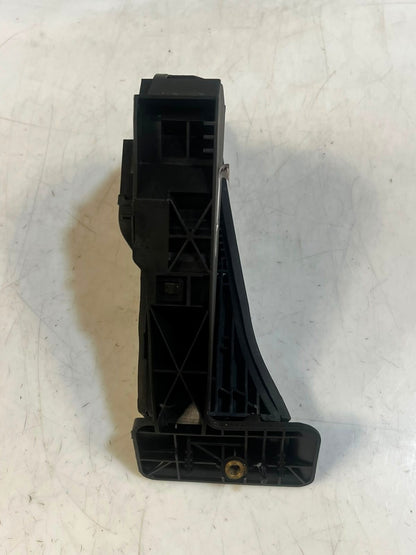 2016 BMW F10 F11 F12 F06 G30 750i 530I Accelerator Pedal Sensor 6859999 OEM