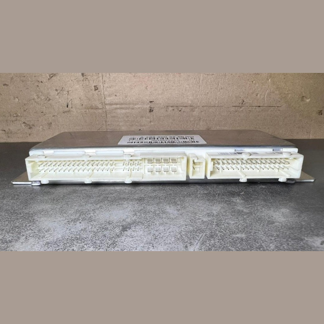 08-12 Mercedes W204 C-Class Air Airmatic Suspension Control Module A204 9009900