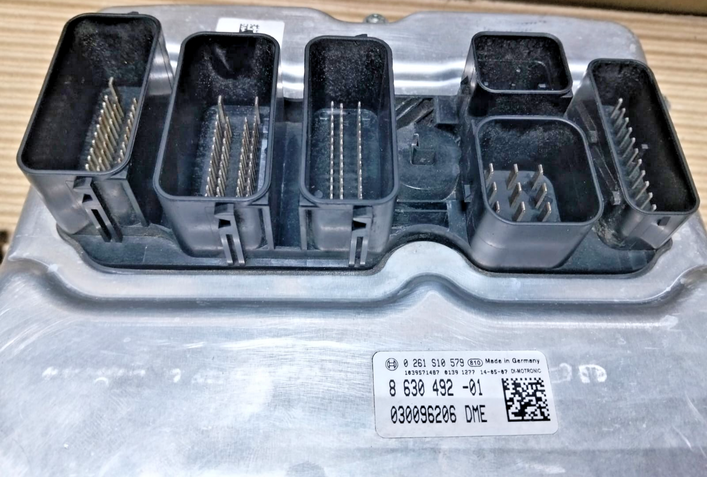 BMW M5 M6 S63B44B 2012-16 ENGINE ECU CONTROL UNIT F06 F12 F10 8630492