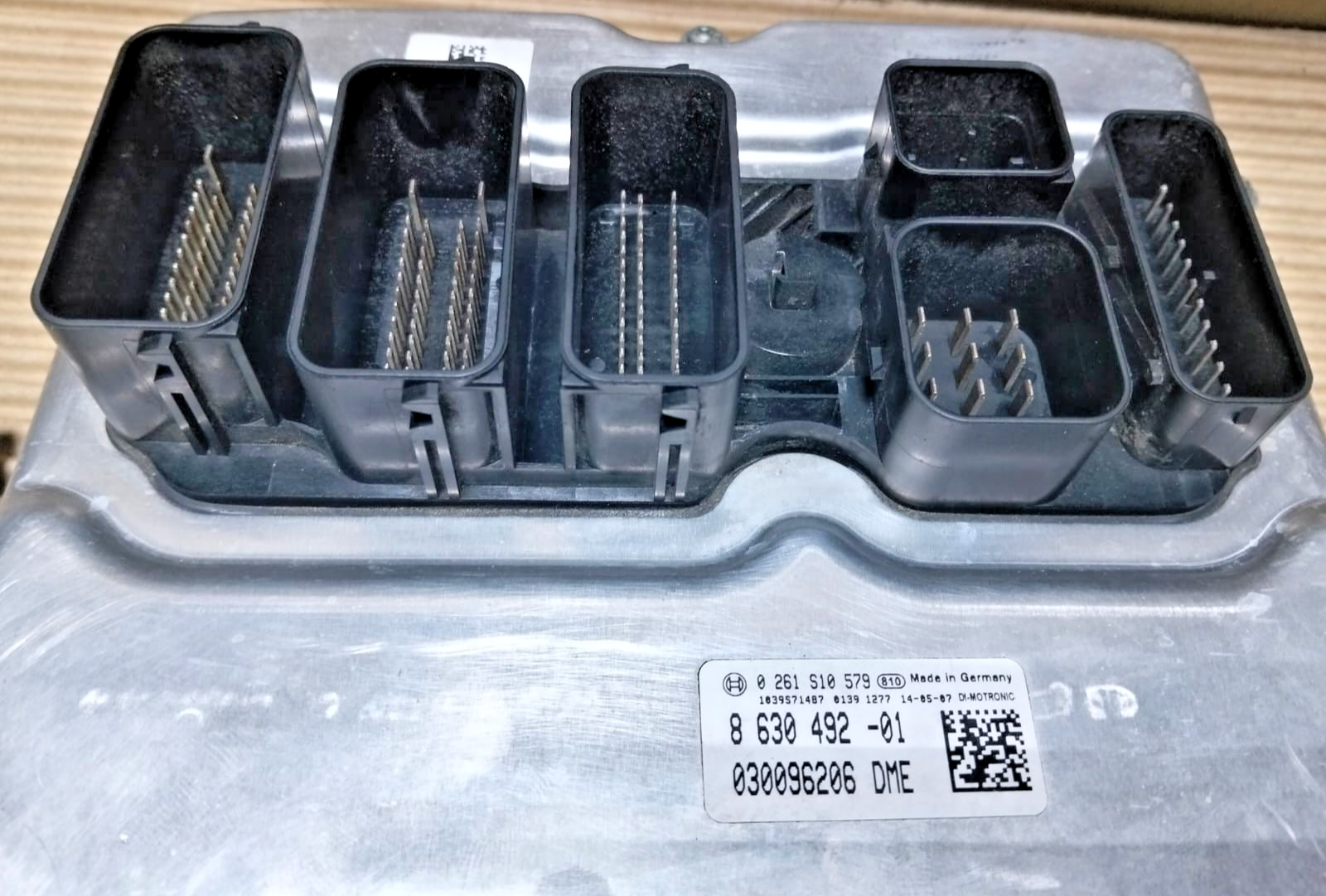 BMW M5 M6 S63B44B 2012-16 ENGINE ECU CONTROL UNIT F06 F12 F10 8630492