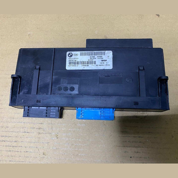 2014 BMW X1 E84 Body Control Module 9187537  3 Series E90
