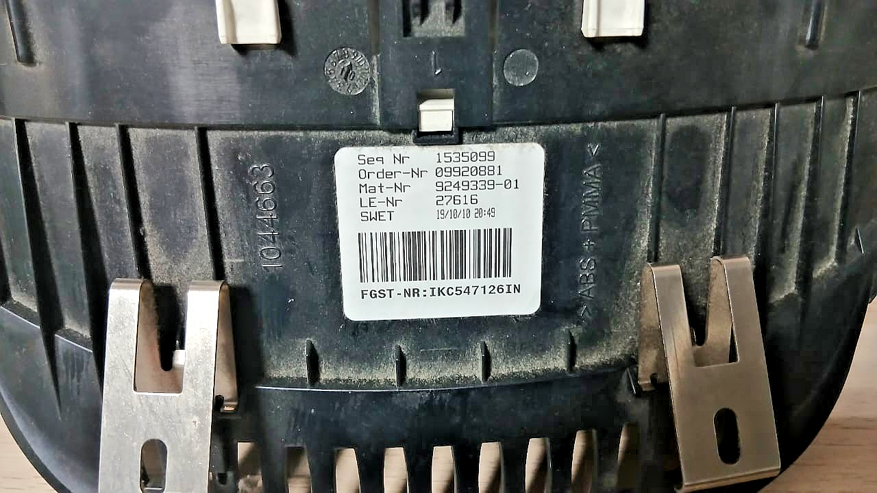 OEM BMWF10 F11 F18 F25 X3 MANUAL INSTRUMENT CLUSTER SPEEDOMETER 9249339
