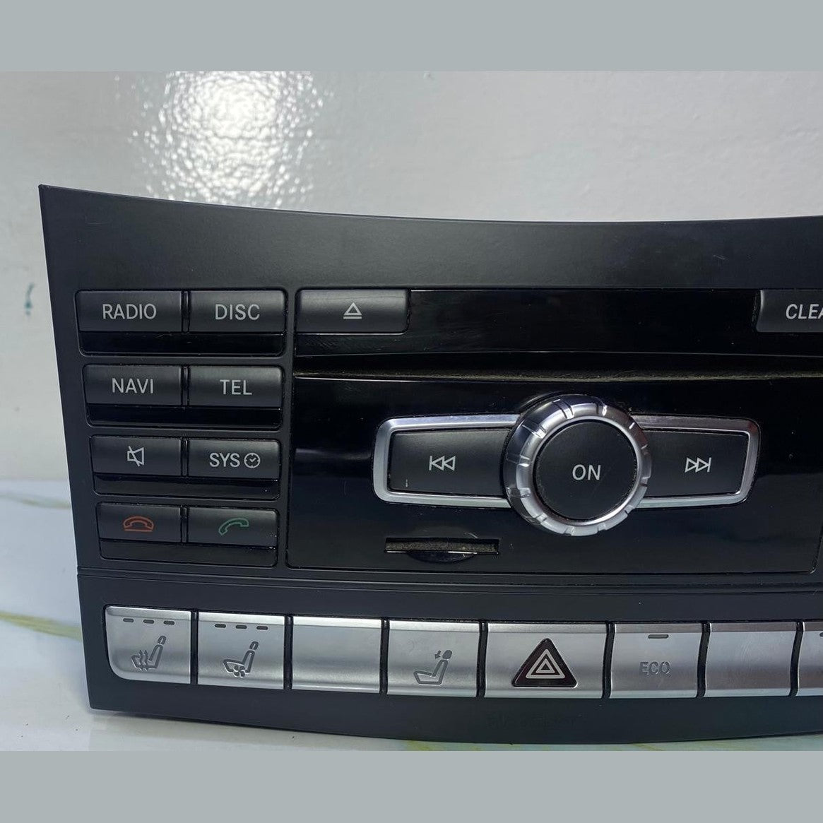 2012–2014 Mercedes-Benz W212 E-Class Head Unit CD Player A212 9000429 OEM