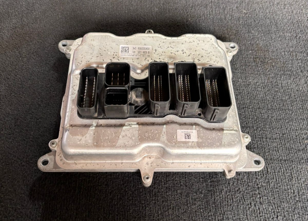 BMW 116i F20 2014 N13 ENGINE CONTROL ECU UNIT SET DME 8630125
