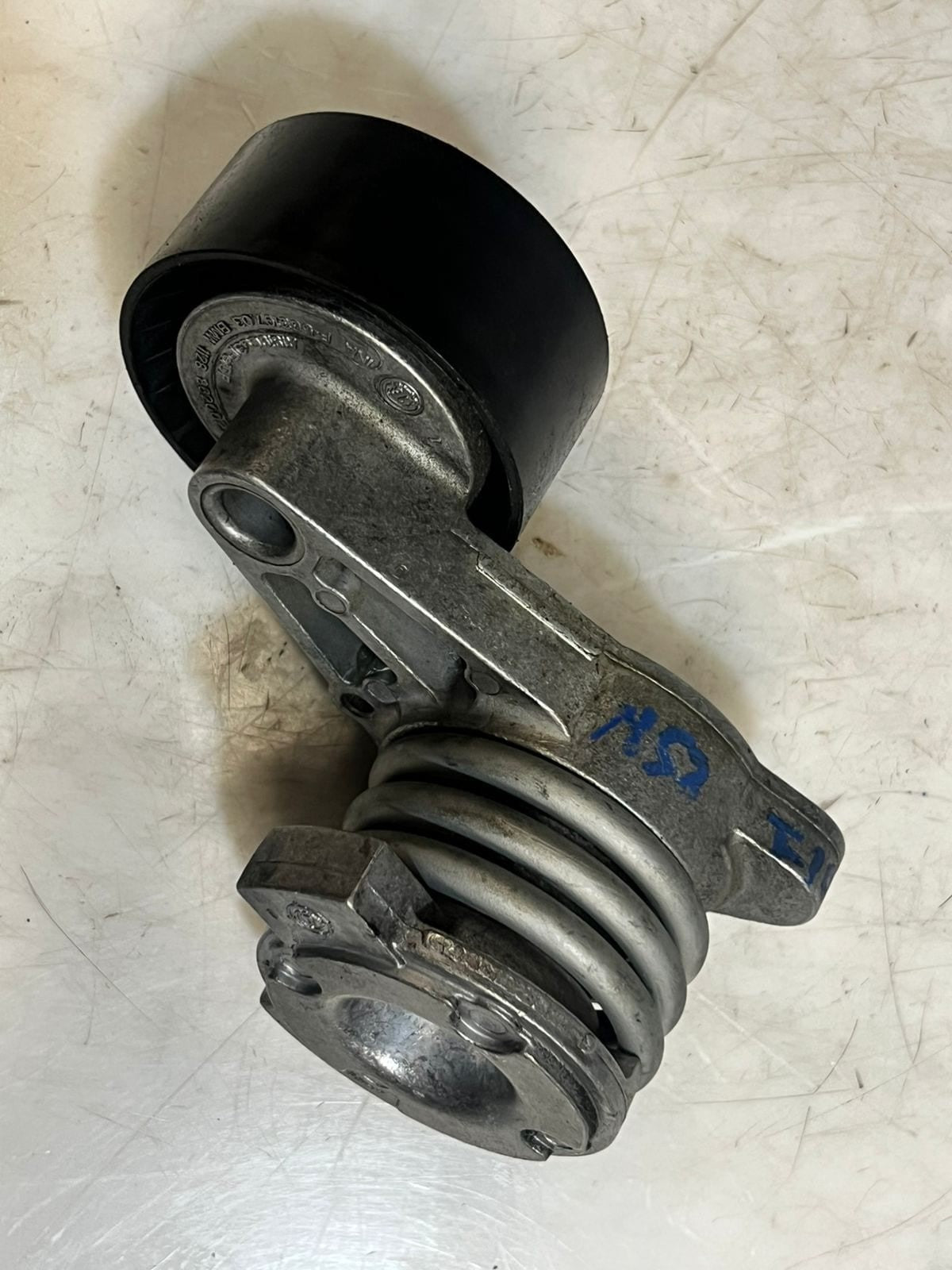 2011-2014 BMW X3 F11 N52 DRIVE/SERPENTINE Belt Tensioner 8620022 OEM
