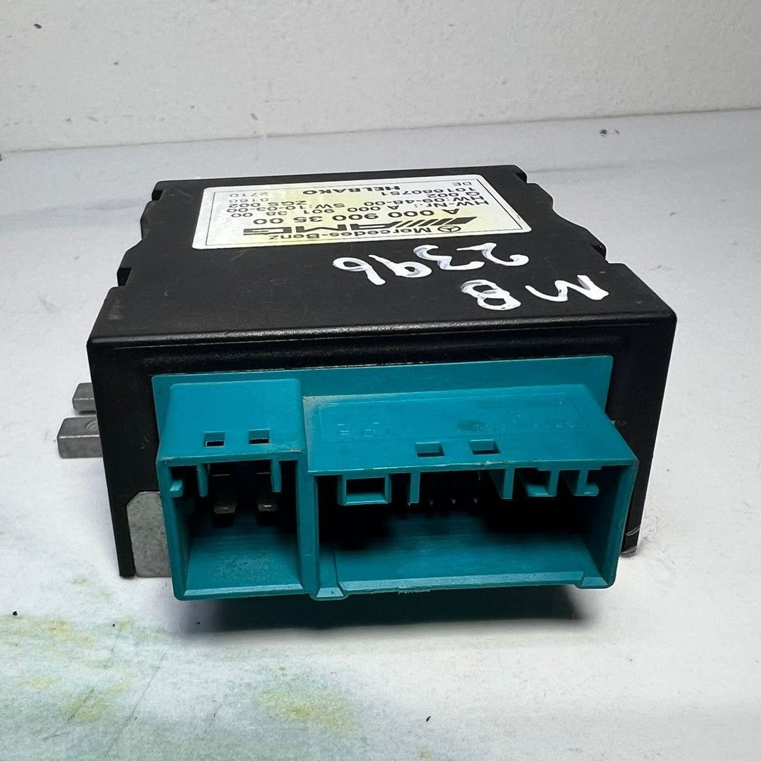 2011-2016 Mercedes E63 AMG Fuel Pump Control Module A0009003500 C63 W204, W218