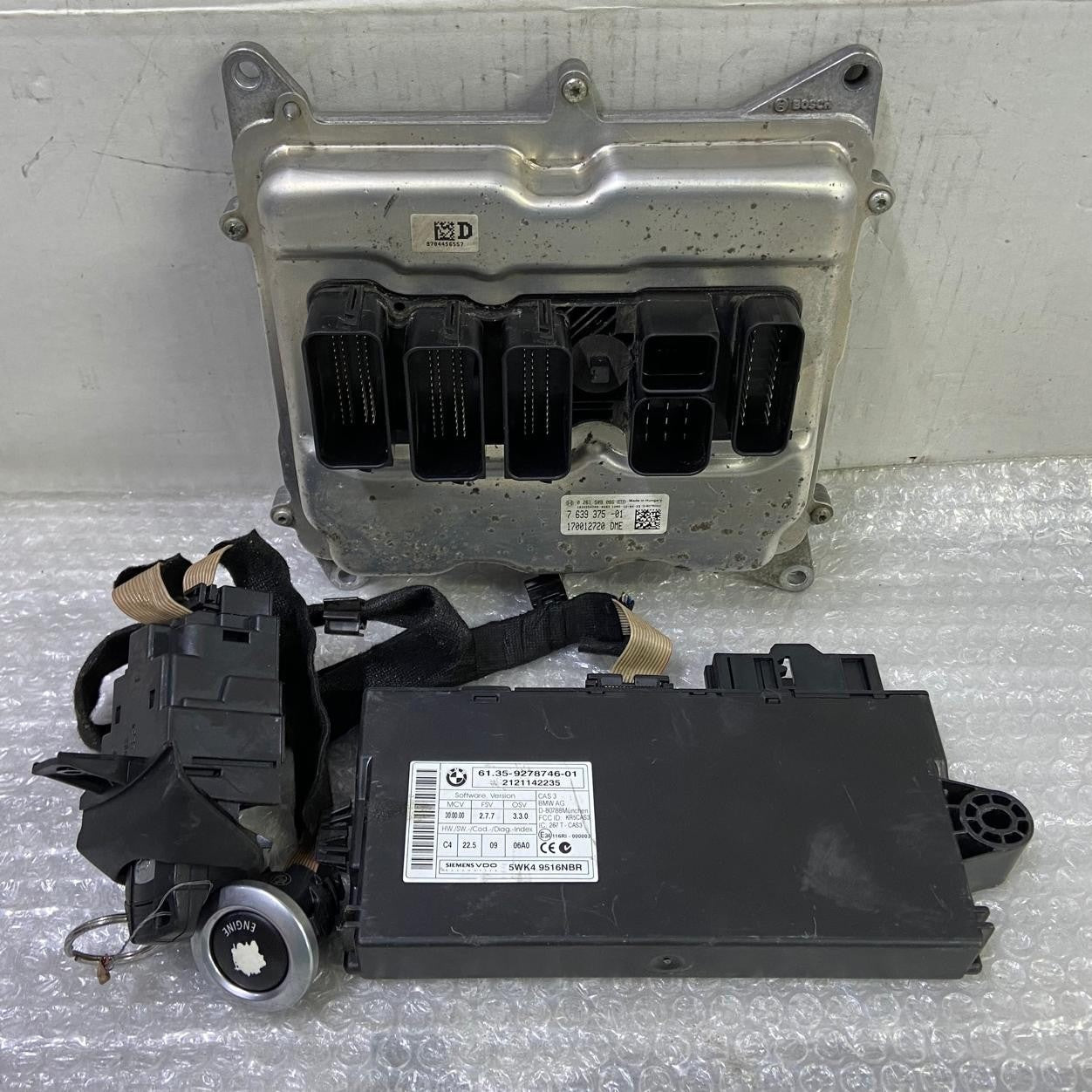 OEM BMW X1 E84 N20B ENGINE CONTROL UNIT DME ECU SET 7639375 BOSCH