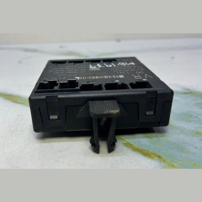 Mercedes-Benz W166 ML GL Door Control Module A1669006105