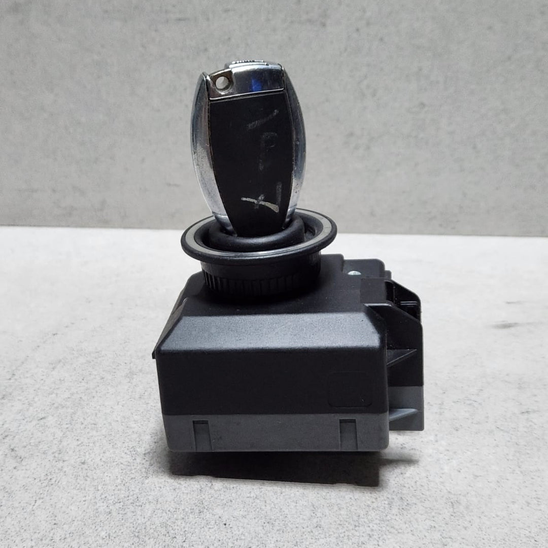 2008-2015 Mercedes-Benz E350 Ignition Switch Module A2079052900