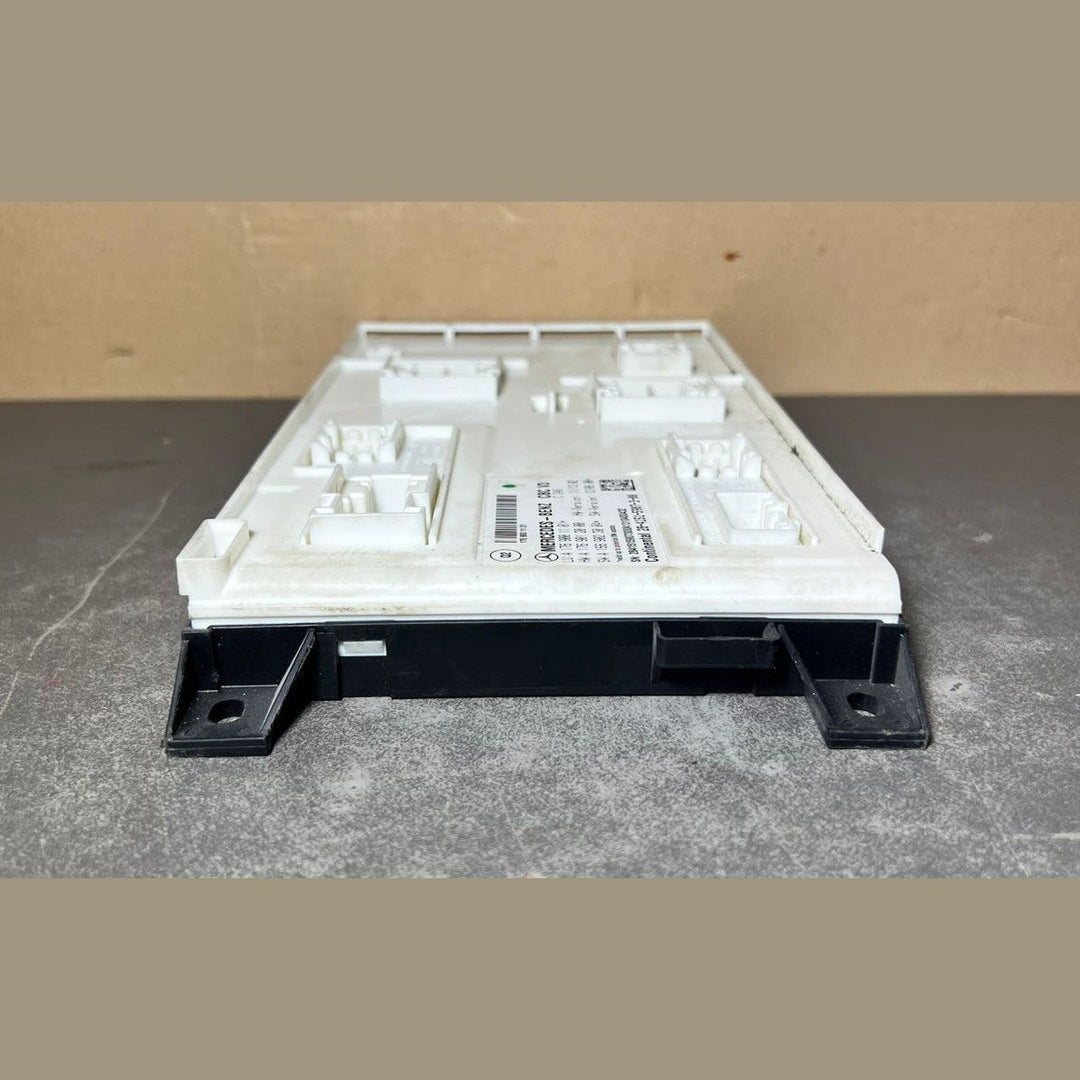 Mercedes-Benz W176 A-Class Front SAM Control Module Unit A176 9001101 OEM