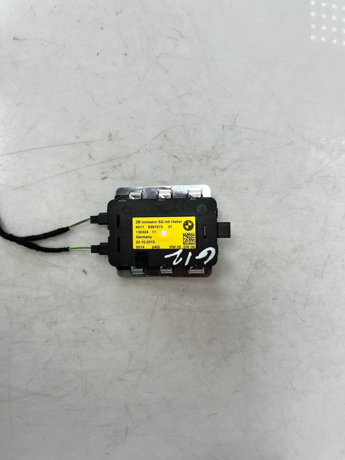 2016-2022 BMW 740i 7 Series G11 G12 Air Ionizer Control Module 9397970 OEM