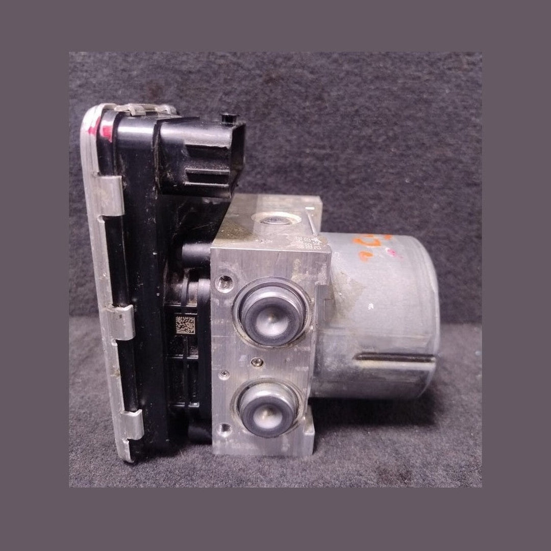 GENIUNE BMW 3 SERIES G20 G21 ANTI BREAK SYSYTEM PUMP  CONTROL MODULE 6862017