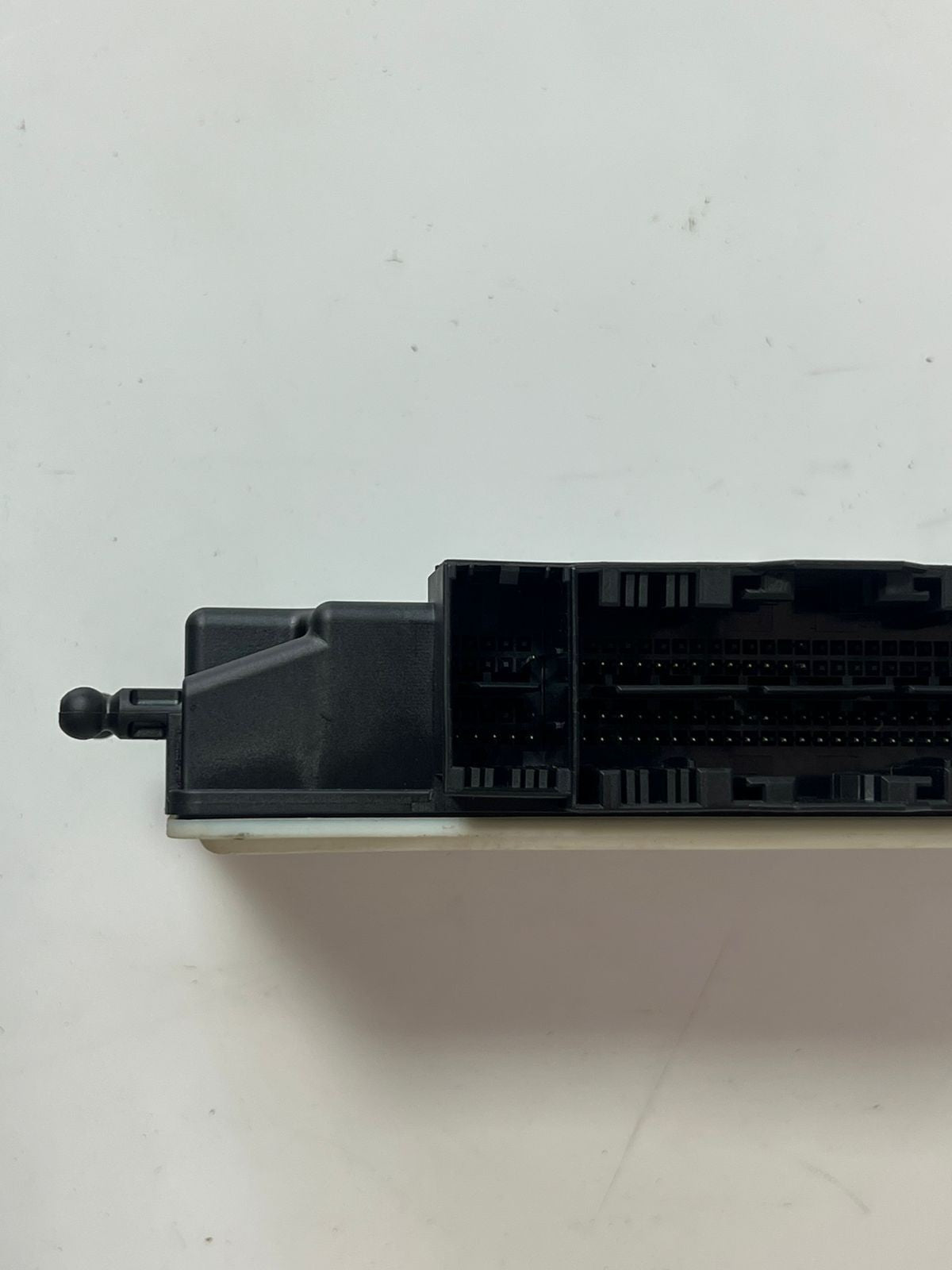 2015 BMW X3 F25 SRS Control Module OEM 9385025 Resettable Safety Restraint Unit