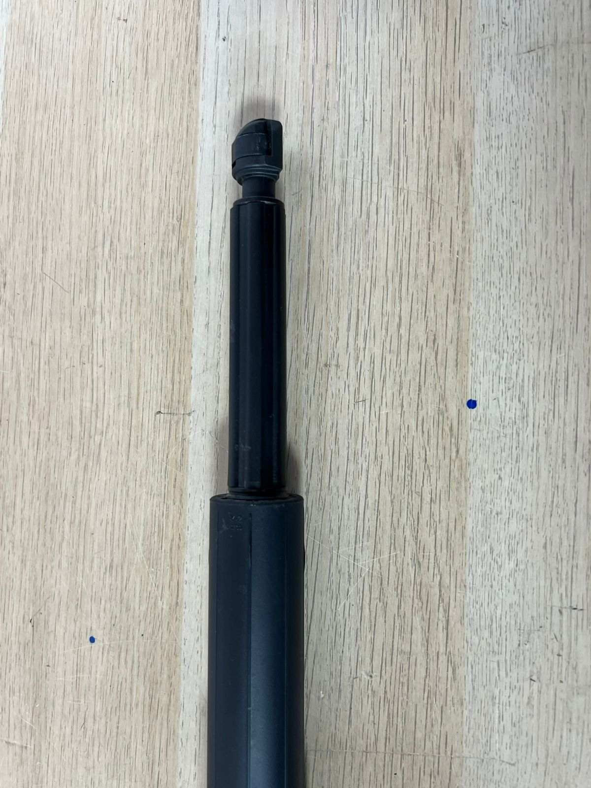 OEM electric tailgate lift strut for BMW 5 Series G31 Touring 8494106 right SIDE