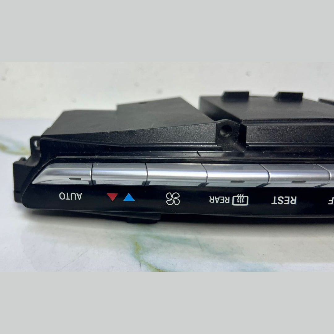 Mercedes Climate Control Panel A2218704958 S-Class W221 and W216
