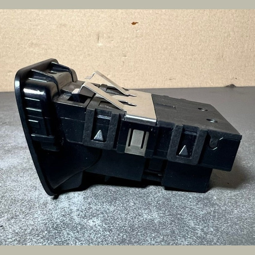 14-18 Mercedes W246 B-Class / CLA Parking Brake Control Switch A246 9050451 OEM