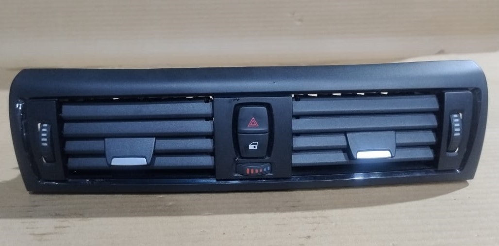 BMW F20 F21 F22 Dashboard Center Vent Fresh Air Grille 9207116 OEM