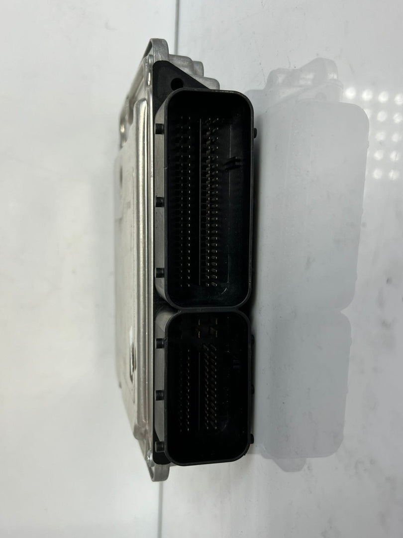 BMW F10 F20 F25 F30 N47 N47N BOSCH Engine Control Unit DDE 8572419 OEM