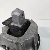 OEM BMW 5 6 7 Series G30 G38 G11 G12 G15 Engine Mount Right 6860464