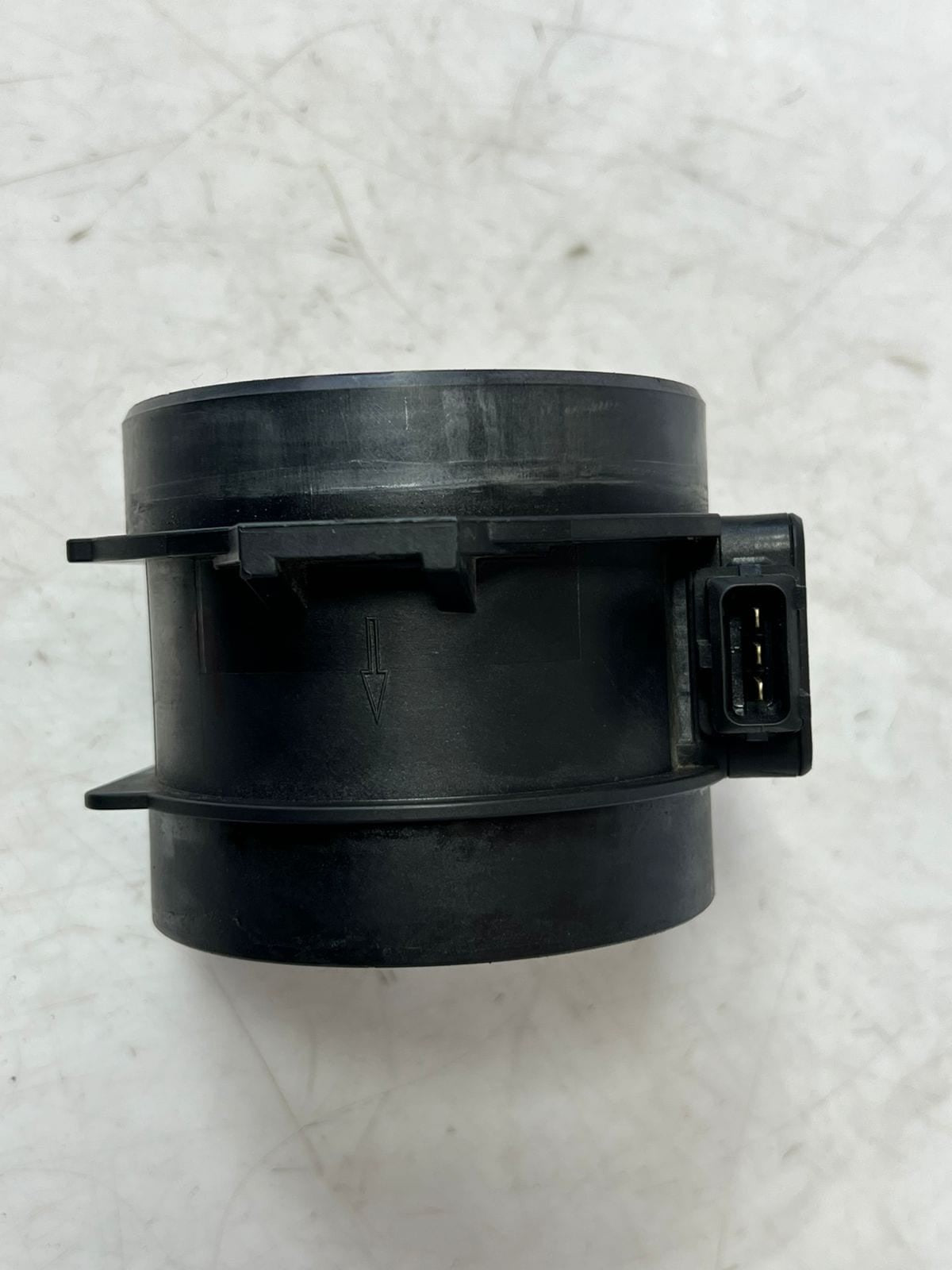 2001-2005 BMW 330i Mass Air Flow Sensor 1438871 OEM