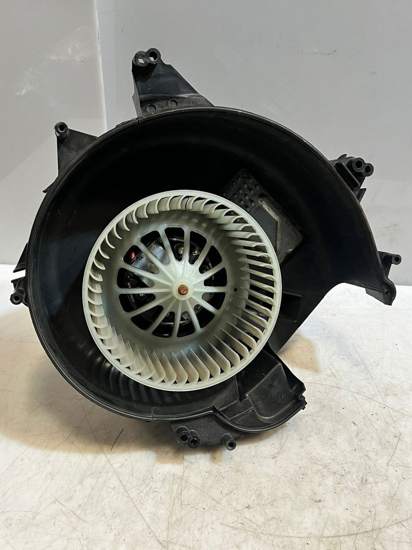 BMW F01 F02 F03 F04 F10 F11 F07 F06 F12 FAN Heater Blower Motor Resistor 9355981