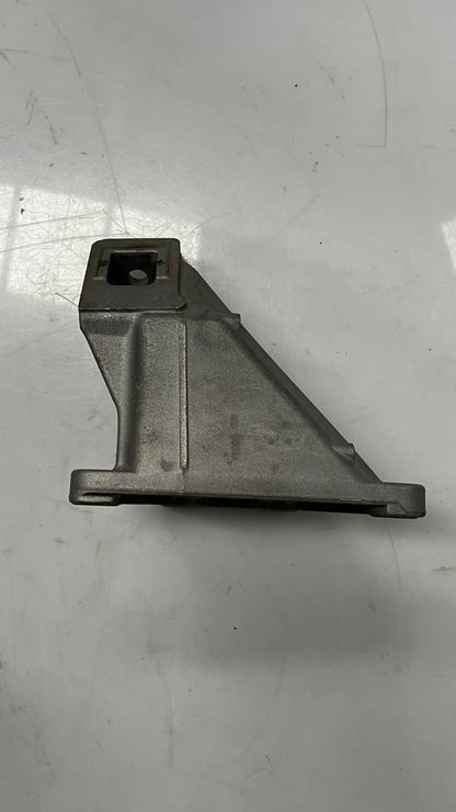 2012-2018 BMW M6 F13 S63 V8 Engine Mount Bracket 2211228411201 
