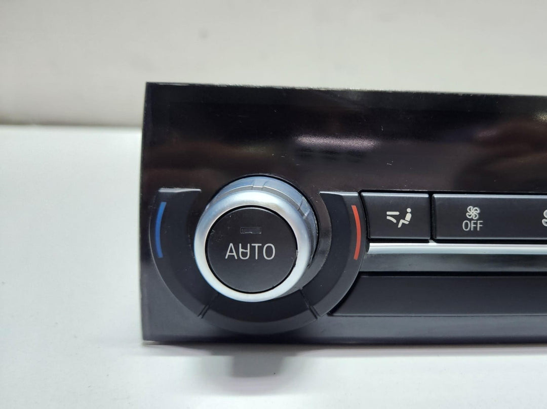 Genuine 2011-2015 BMW 740Li Rear Climate Control Unit 9304718 F01 F02 F03 F04 