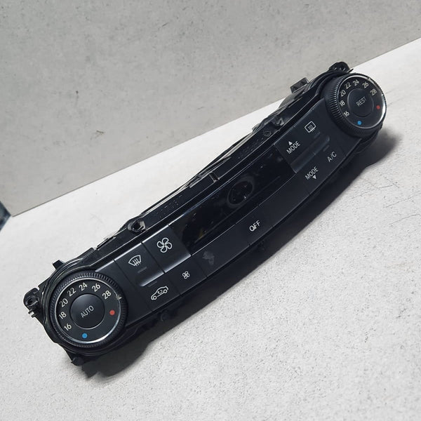 Mercedes-Benz Climate Control Panel 2118300890 W211 E-Class and S211 E-Class