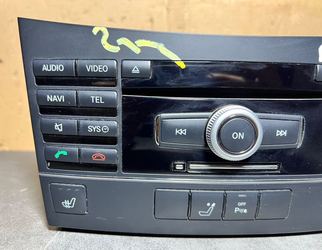 2012–2014 Mercedes-Benz W212 E-Class Head Unit CD Player A212 9008704 OEM
