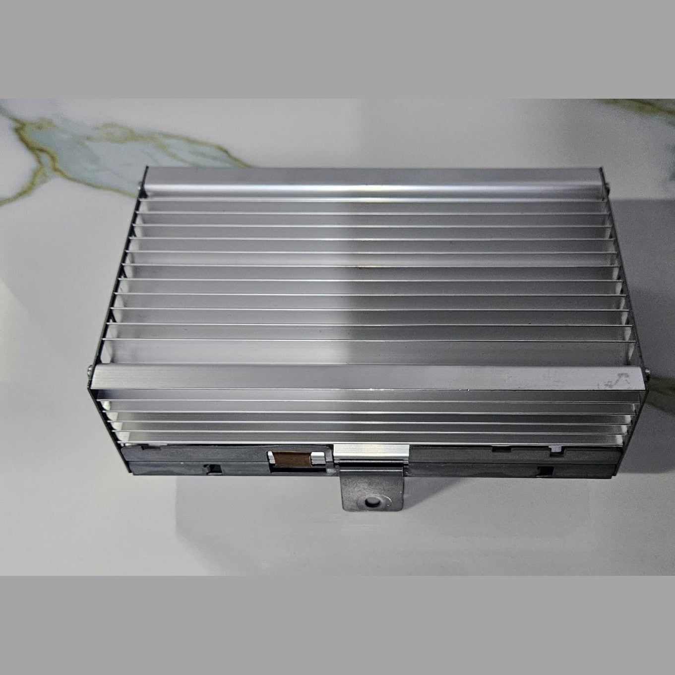 OEM BMW 7 Series F01 F02 F10 Hifi System Amplifier Harman Becker 9312590