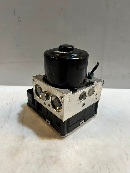 2011-2017 BMW X3 F25 X4 F26 ABS DSC Pump Control Module 6851086 OEM