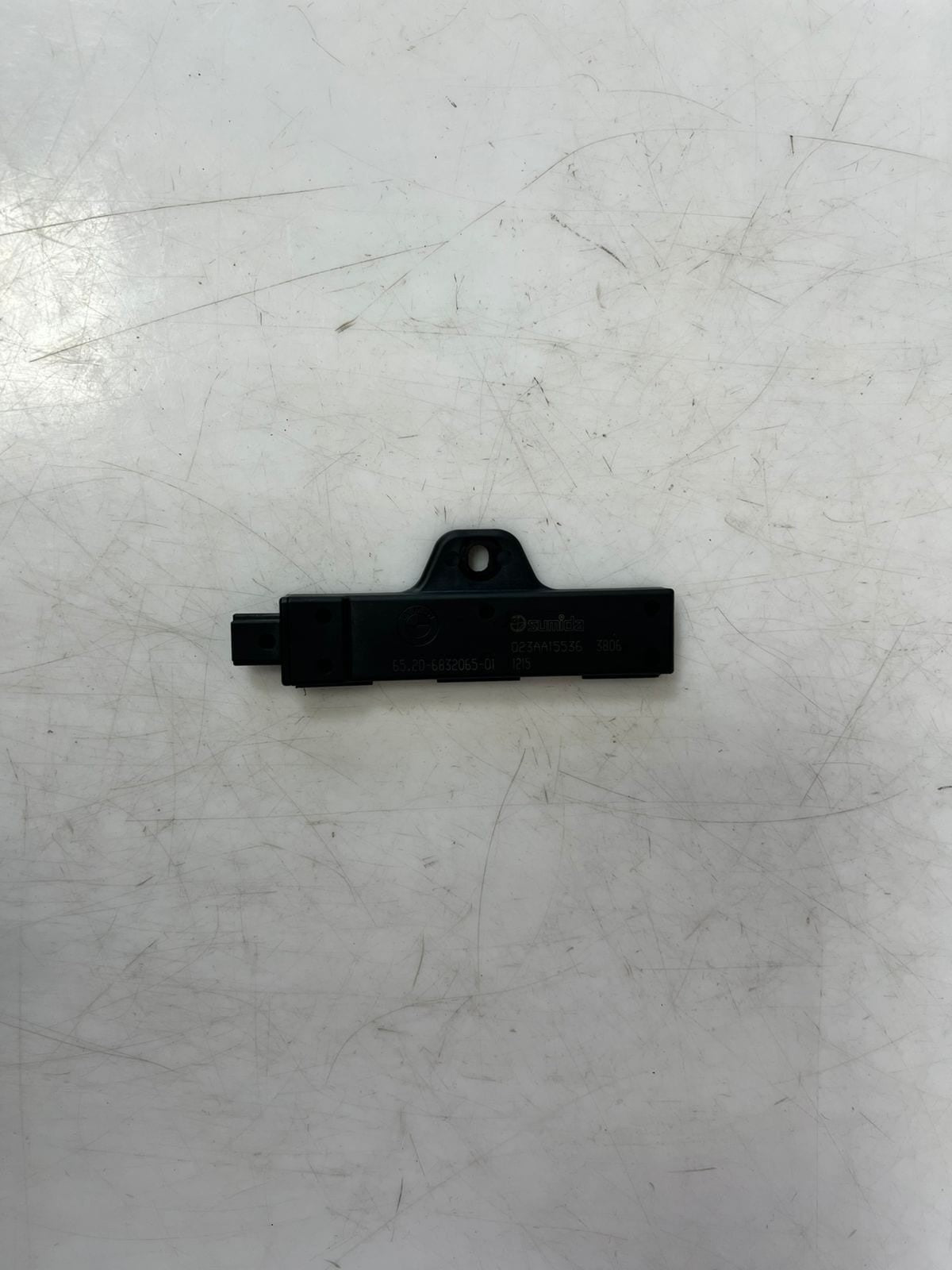 2021-2023 BMW 3' G20 4' M3 G80 Keyless Entry Antenna Module 6832065 OEM