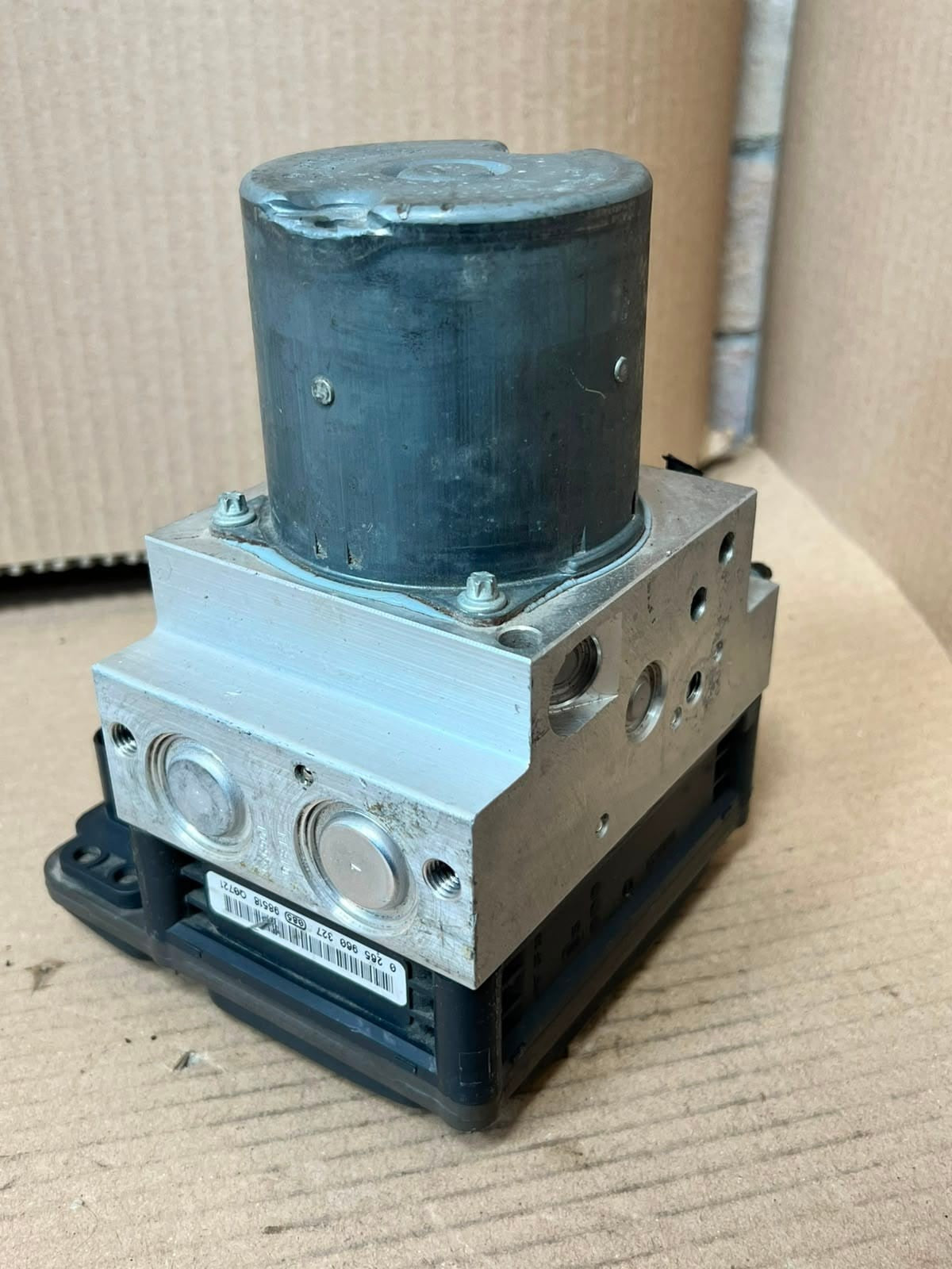 2008-2010 BMW E6X 535i 5 Series E60 520d Abs Pump Control Module 6783360 OEM