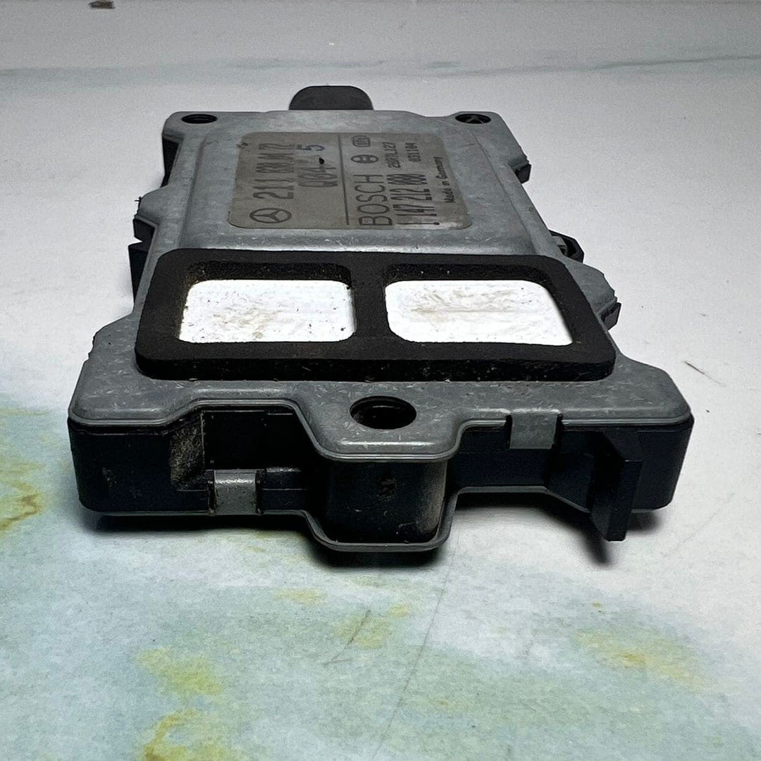 2003-2012 Mercedes-Benz SL500 Air Quality Sensor A2118300472 E-Class W211 and SL