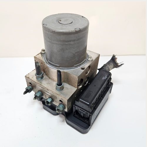 BMW 5 7 Series F11 F01 F02 ABS Pump 6869402 USED