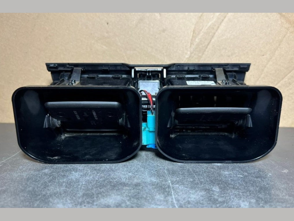 2008-2010 Mercedes W204 C-Class Front Center Dashboard  Heater A/C Air Vent