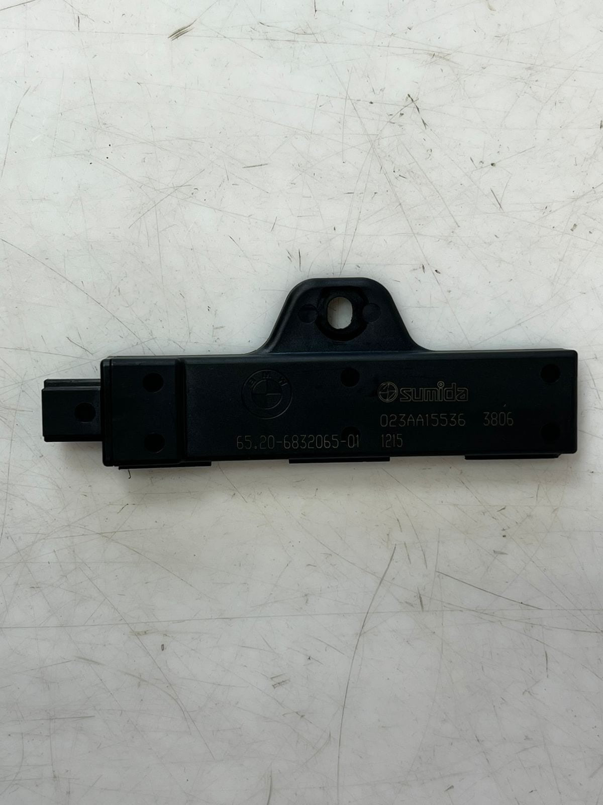 2021-2023 BMW 3' G20 4' M3 G80 Keyless Entry Antenna Module 6832065 OEM