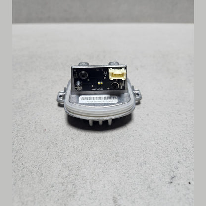 Genuine 2018-2020 BMW 740i Led Headlight Turn Signal Module 9498407 7 Series G11
